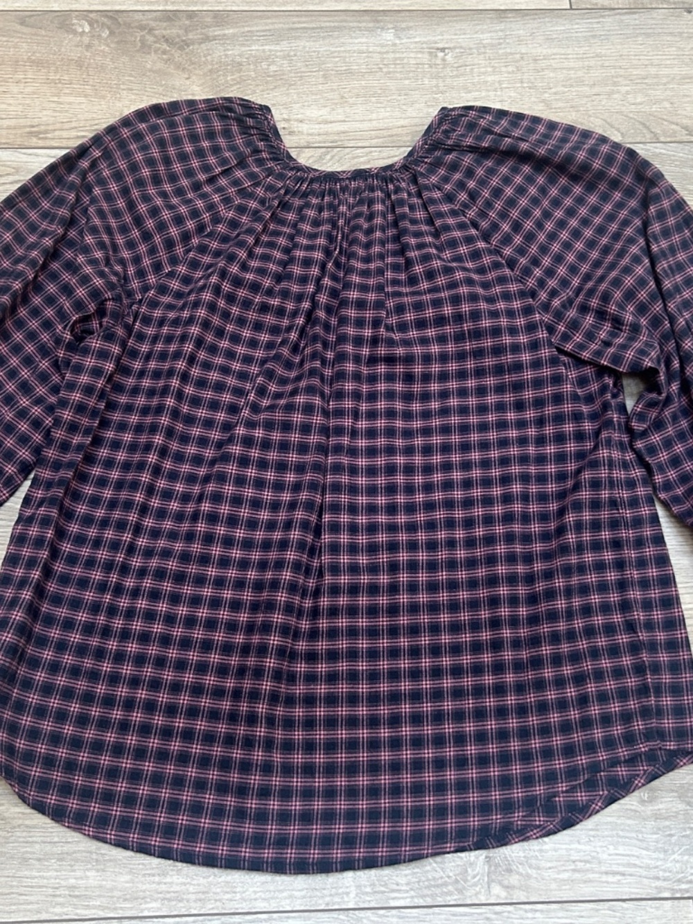 Rails Checked Button-Front Indi Top - Picture 7 of 9